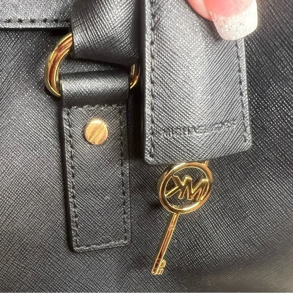 MICHAEL KORS HAMILTON LEATHER SATCHEL - Picture 13 of 15